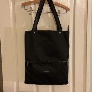 Sherpani Black Tote- excellent condition